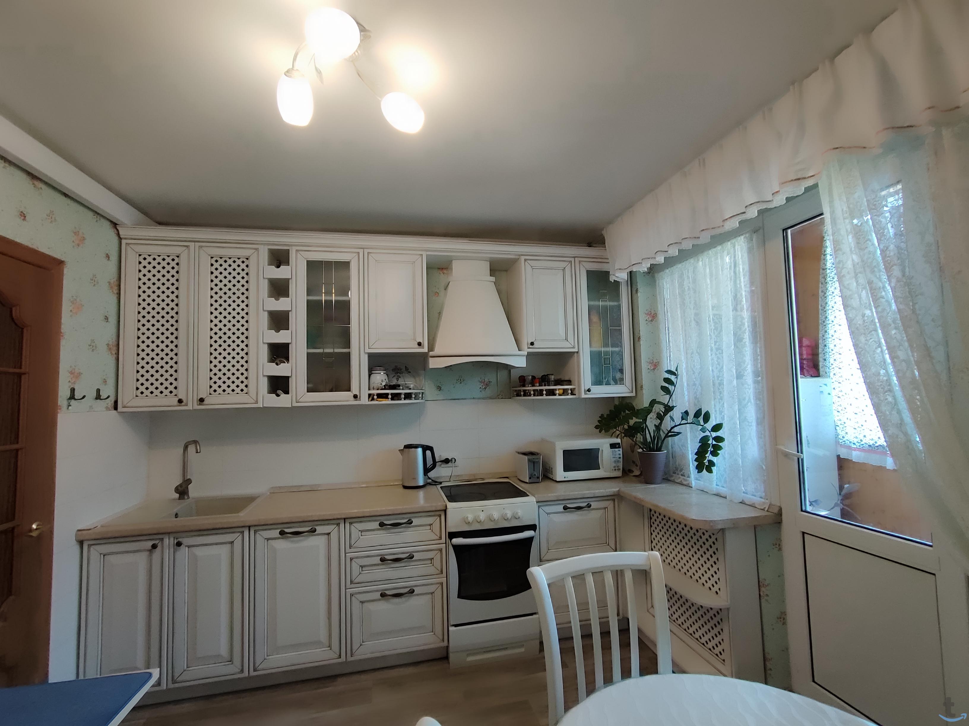 2квартира МХГ ул.Красных Партизан. 2/14эт. пл.57кв.м. в Краснодаре